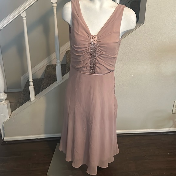 Adrianna Papell Dresses & Skirts - True Vintage 100% Silk Dress by Adrianna Papell size 8
